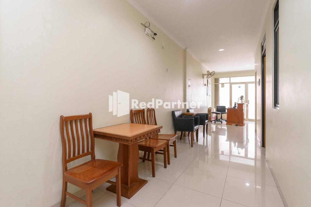 Jo Residence Syariah Redpartner Jakarta Kültér fotó